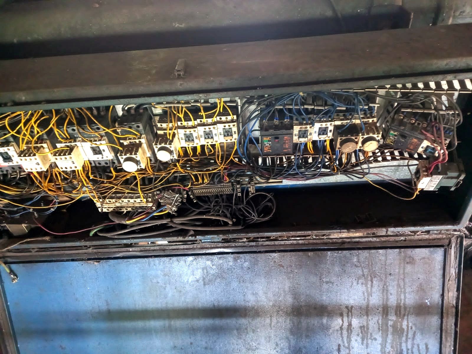 Control panel and electrical components.